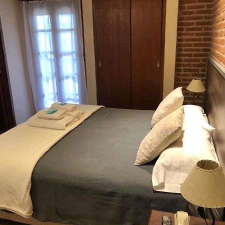 Hotel Berlin 삐나마르 외부 사진