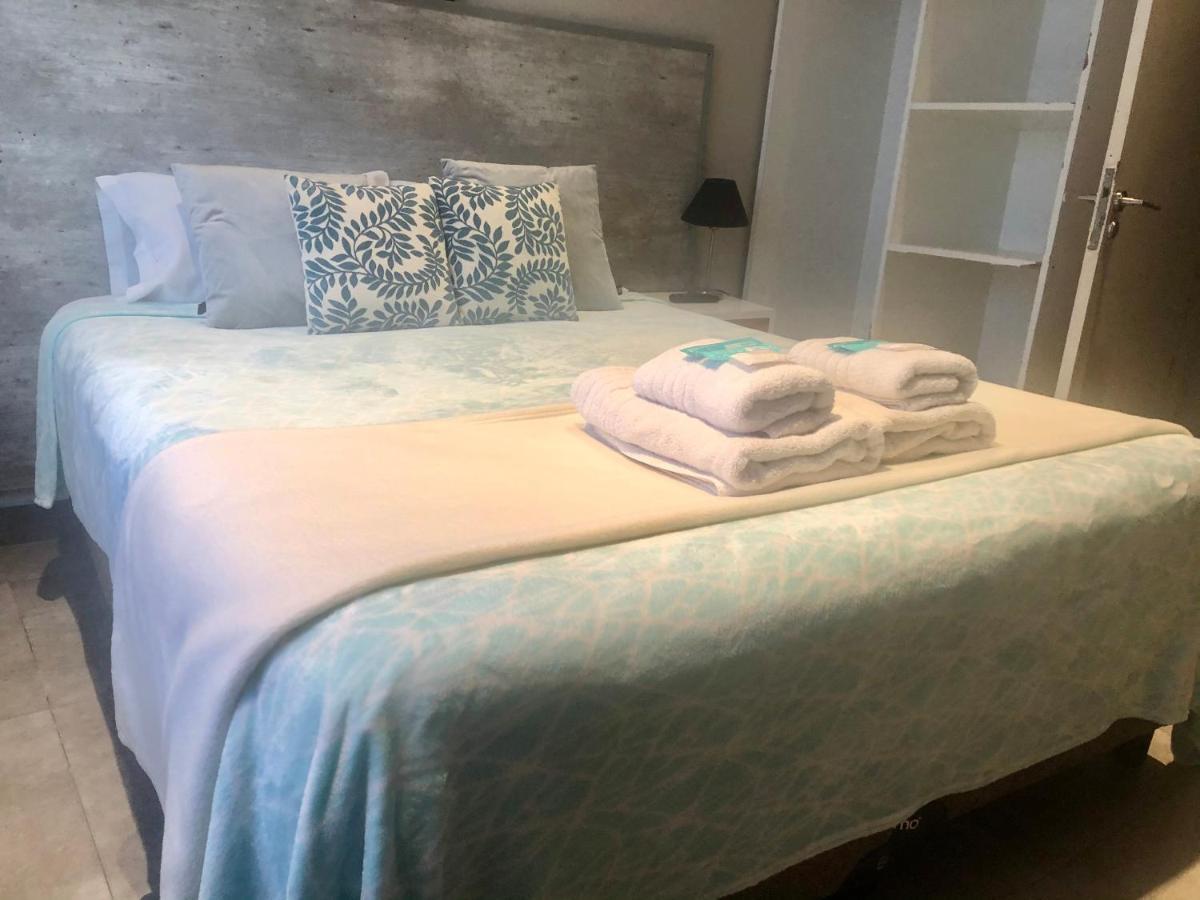 Hotel Berlin 삐나마르 외부 사진