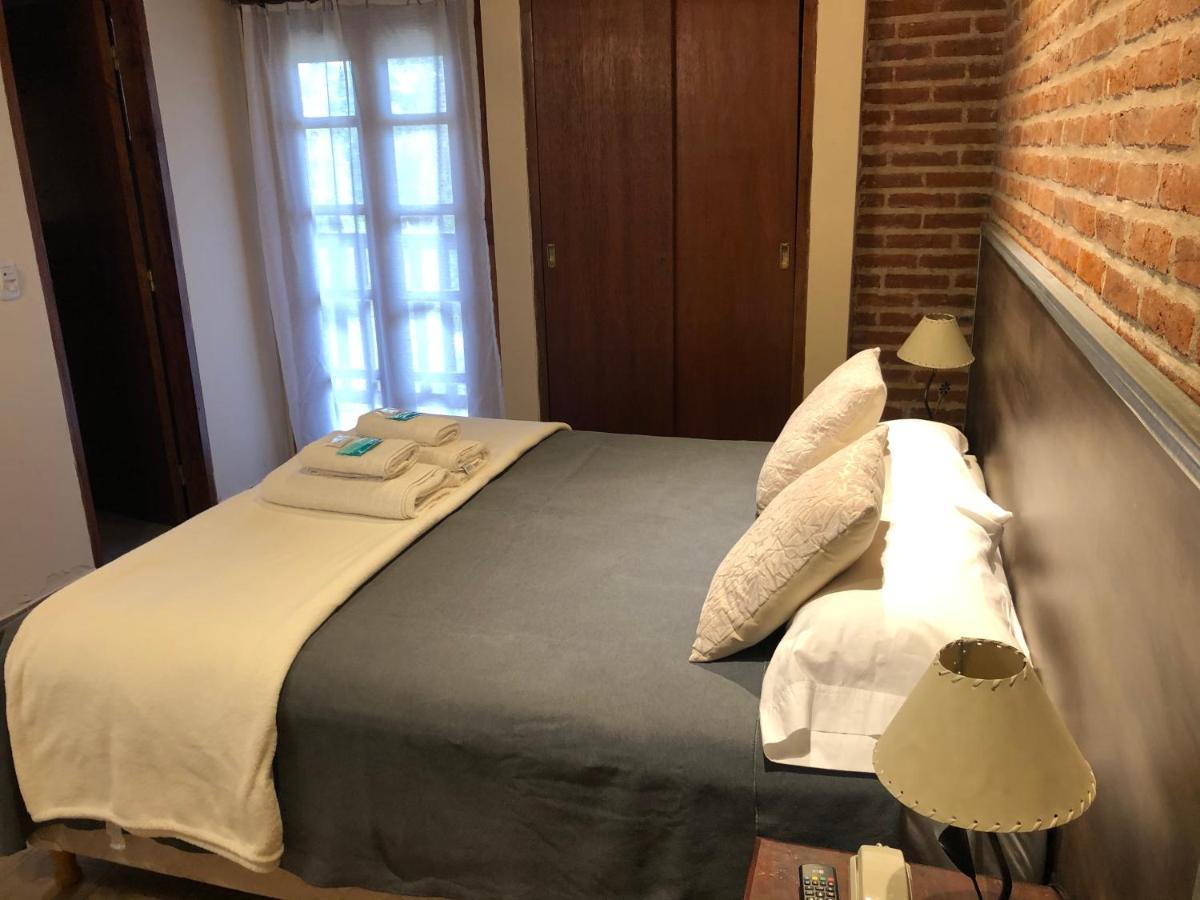 Hotel Berlin 삐나마르 외부 사진