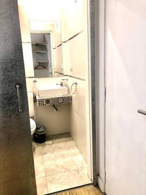 Hotel Berlin 삐나마르 외부 사진