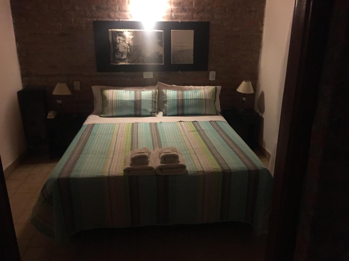 Hotel Berlin 삐나마르 외부 사진