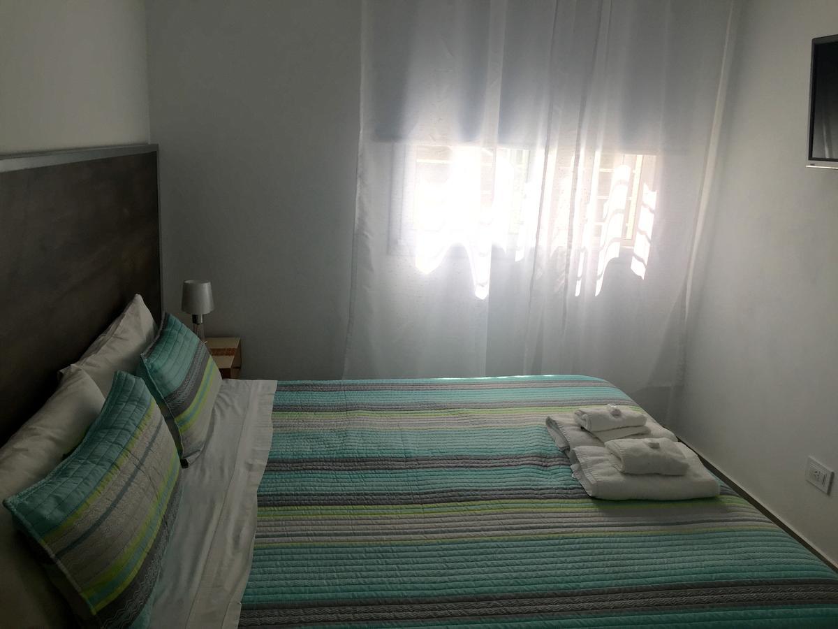 Hotel Berlin 삐나마르 외부 사진