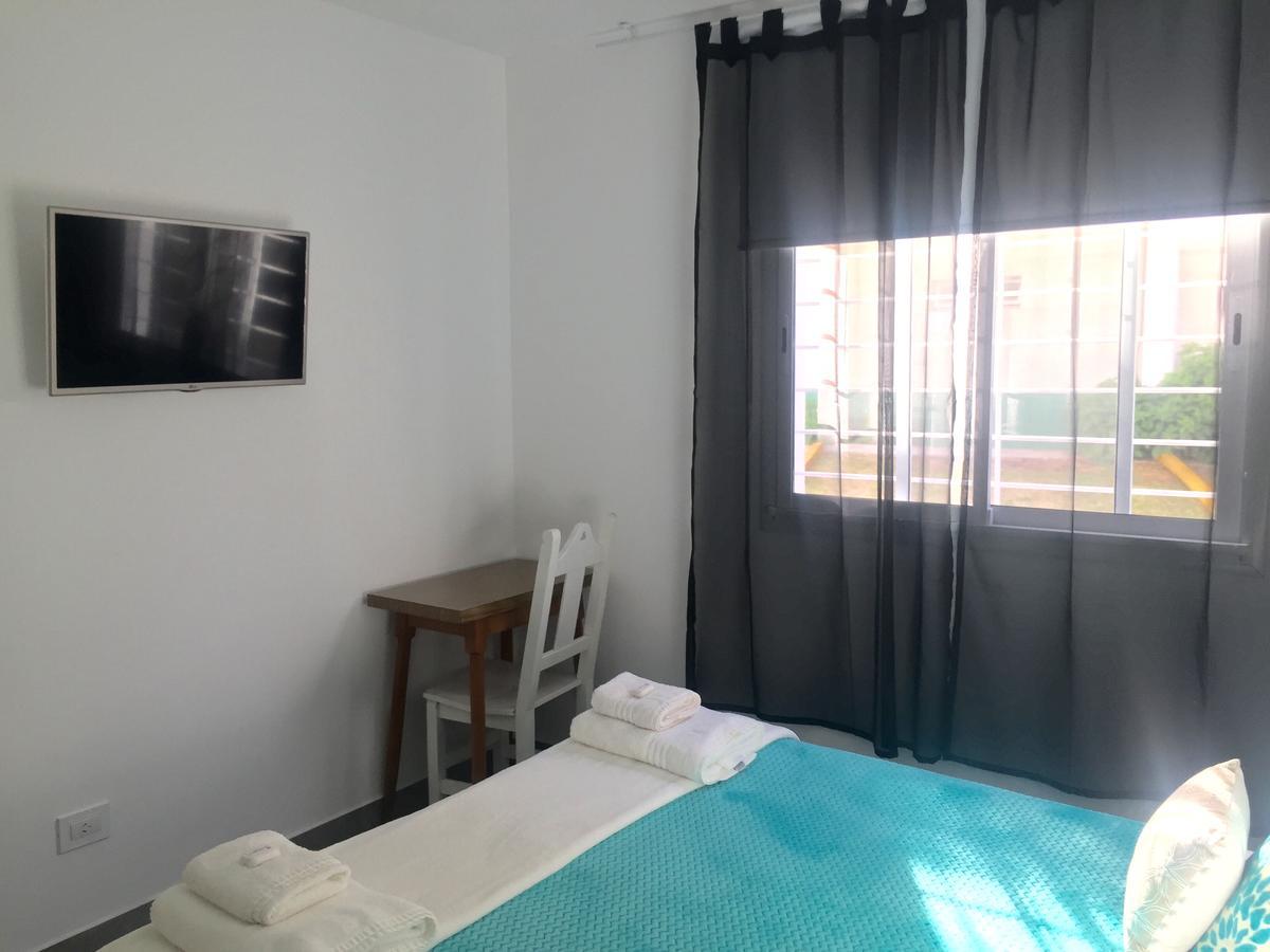 Hotel Berlin 삐나마르 외부 사진