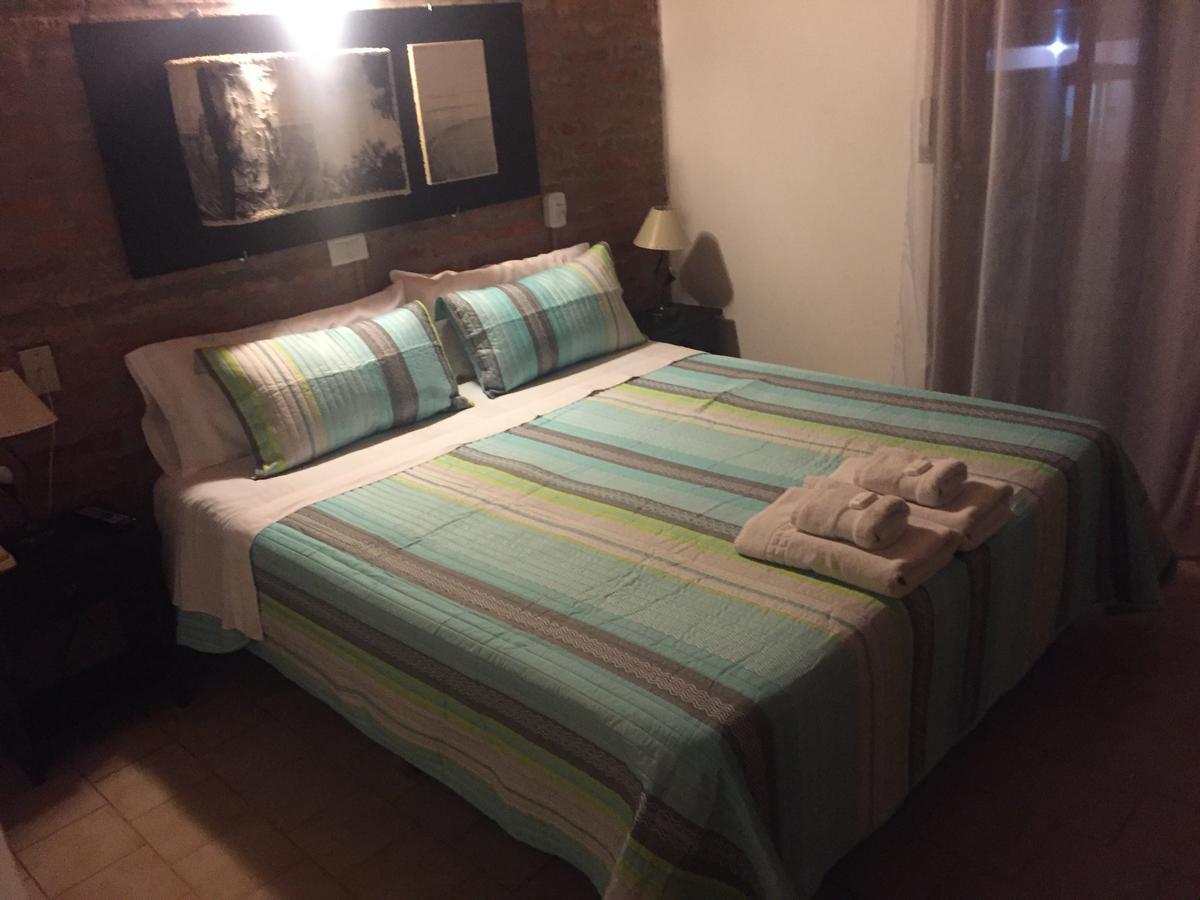 Hotel Berlin 삐나마르 외부 사진