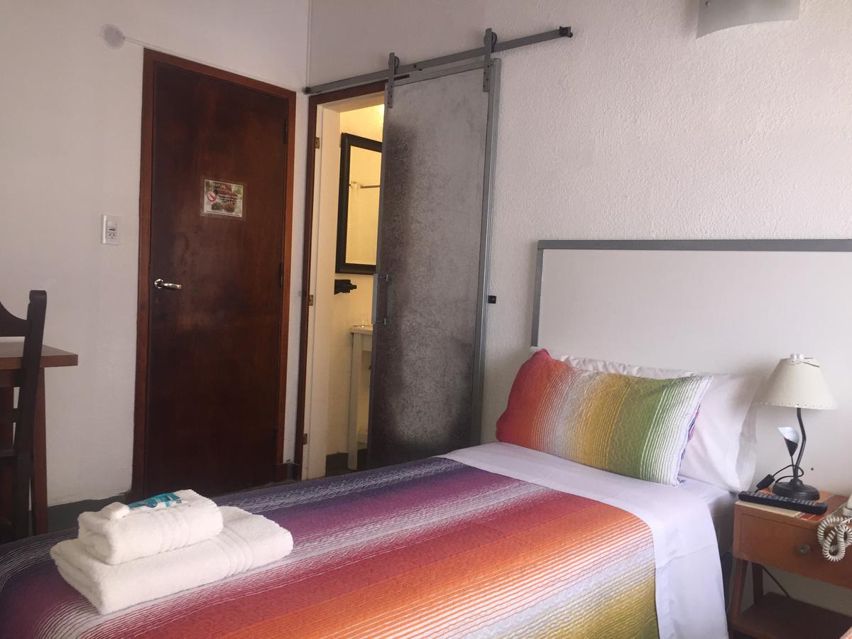 Hotel Berlin 삐나마르 외부 사진