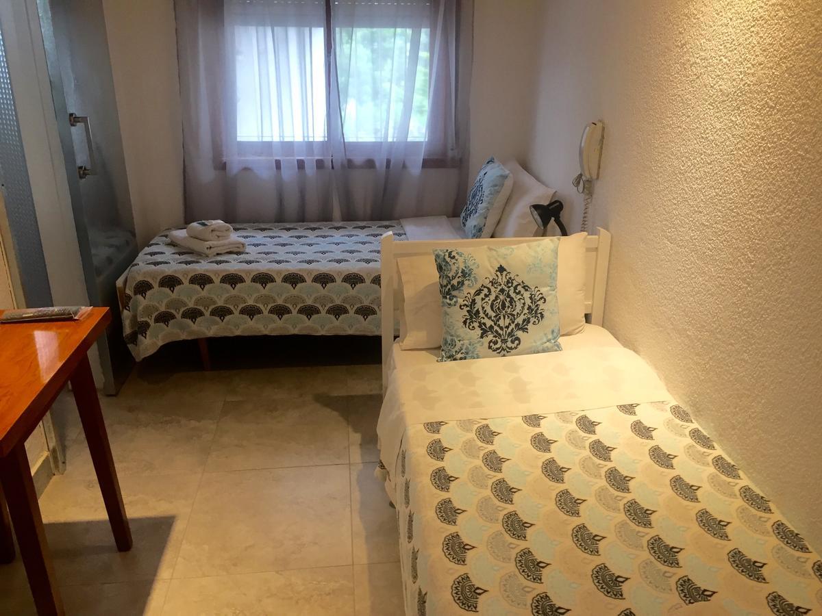 Hotel Berlin 삐나마르 외부 사진