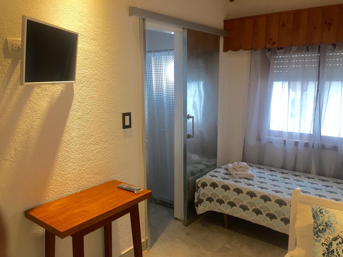 Hotel Berlin 삐나마르 외부 사진