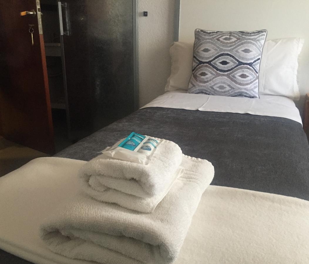 Hotel Berlin 삐나마르 외부 사진